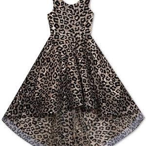 Rare Editions

Dress